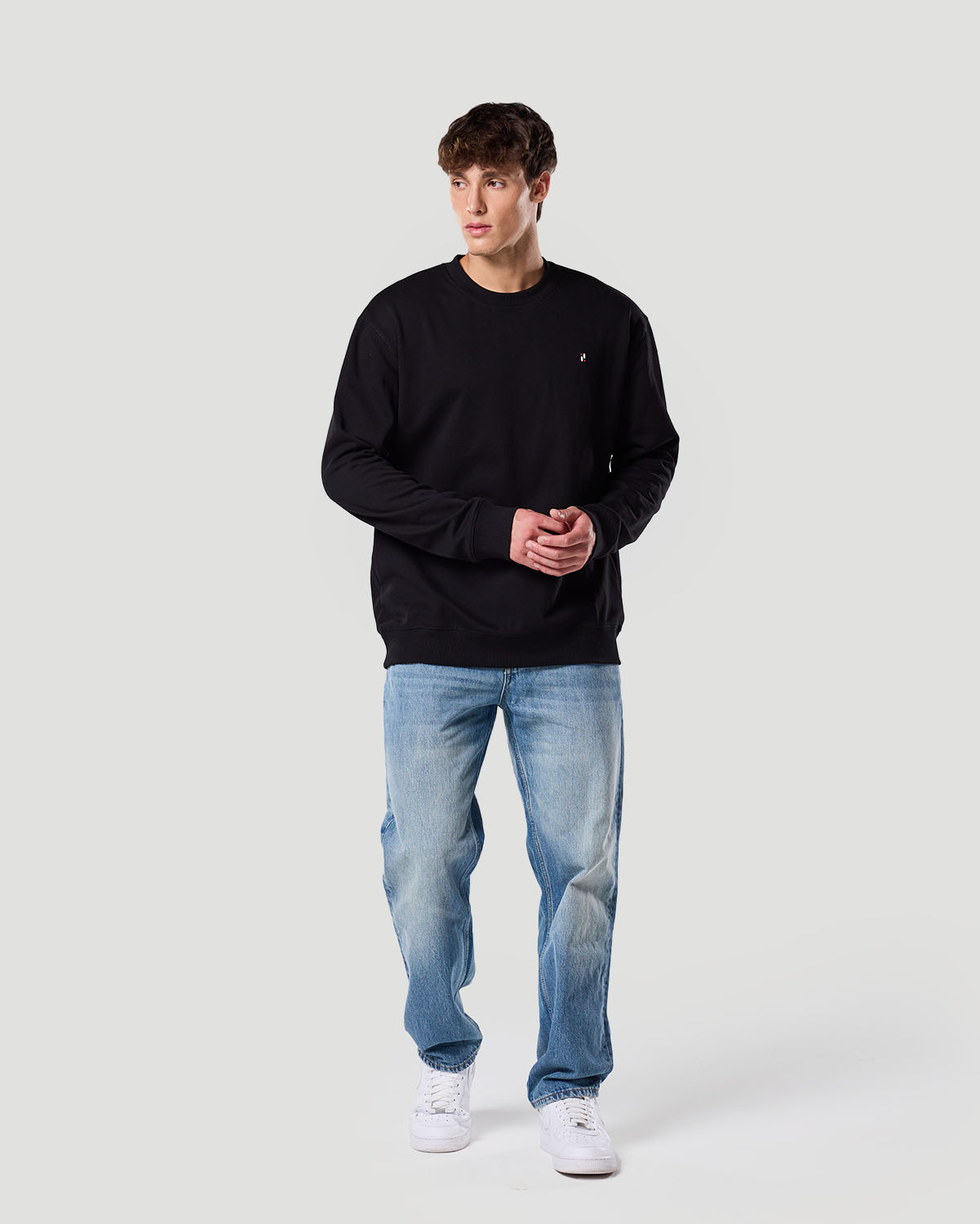 Su&eacute;ter para hombre-NEGRO AZABACHE image number 0