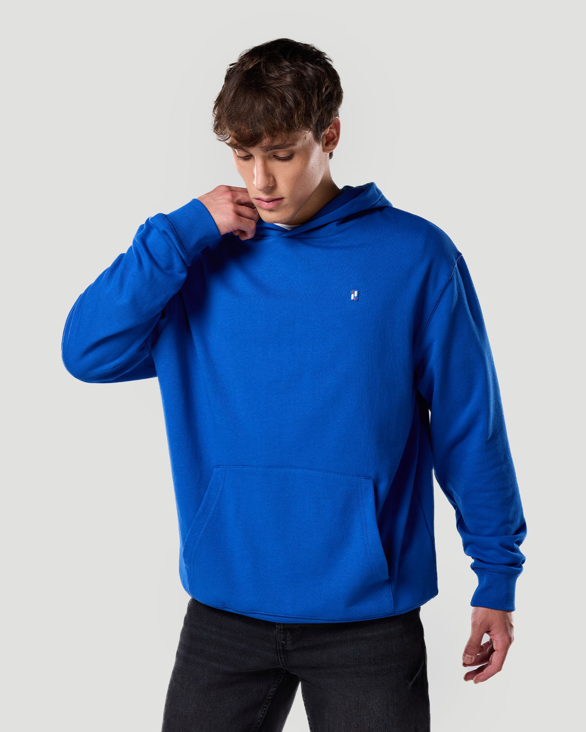 Su&eacute;ter con capucha para hombre-AZUL N&Aacute;UTICO image number 3