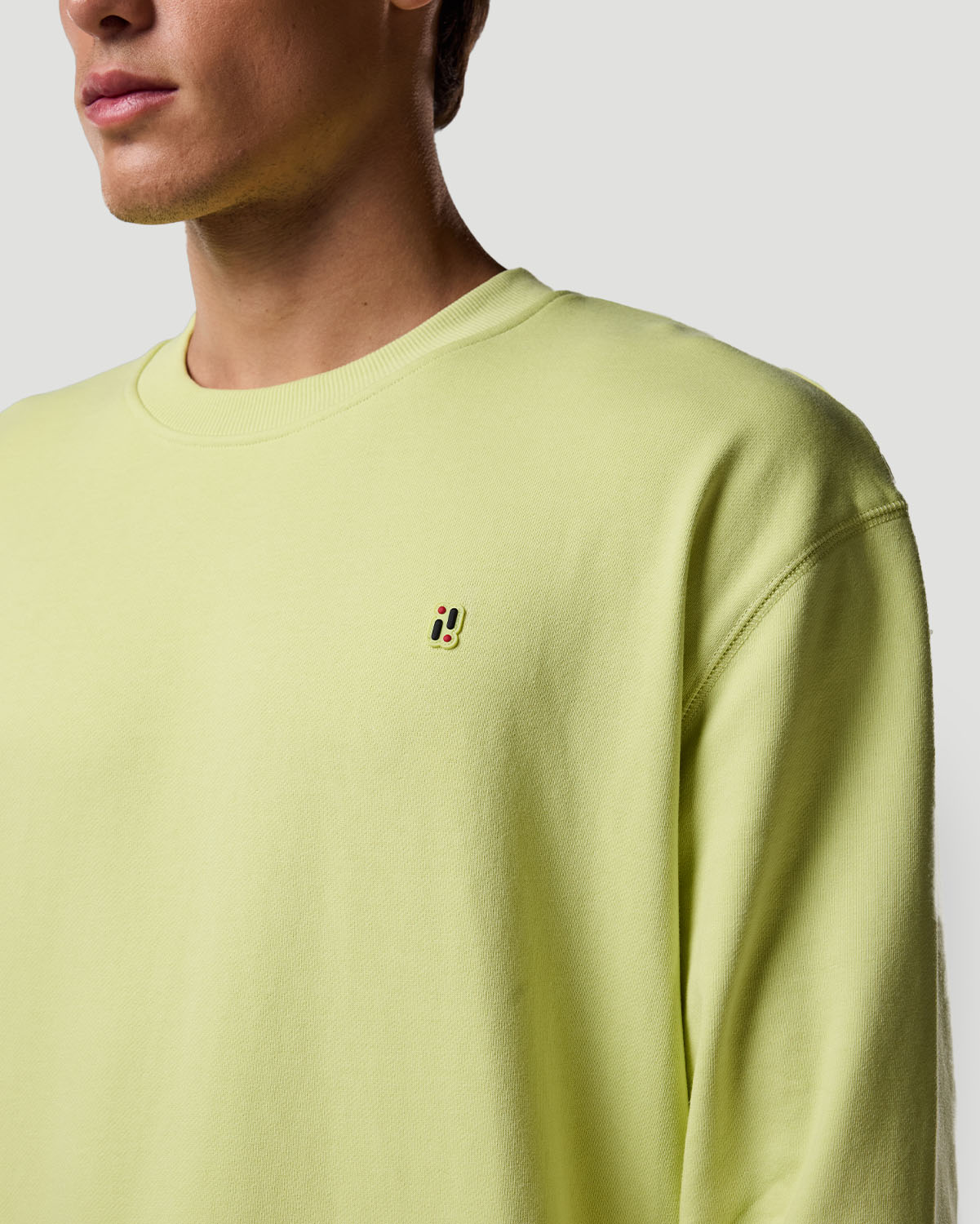 Su&eacute;ter para hombre-VERDE LIMA image number 4