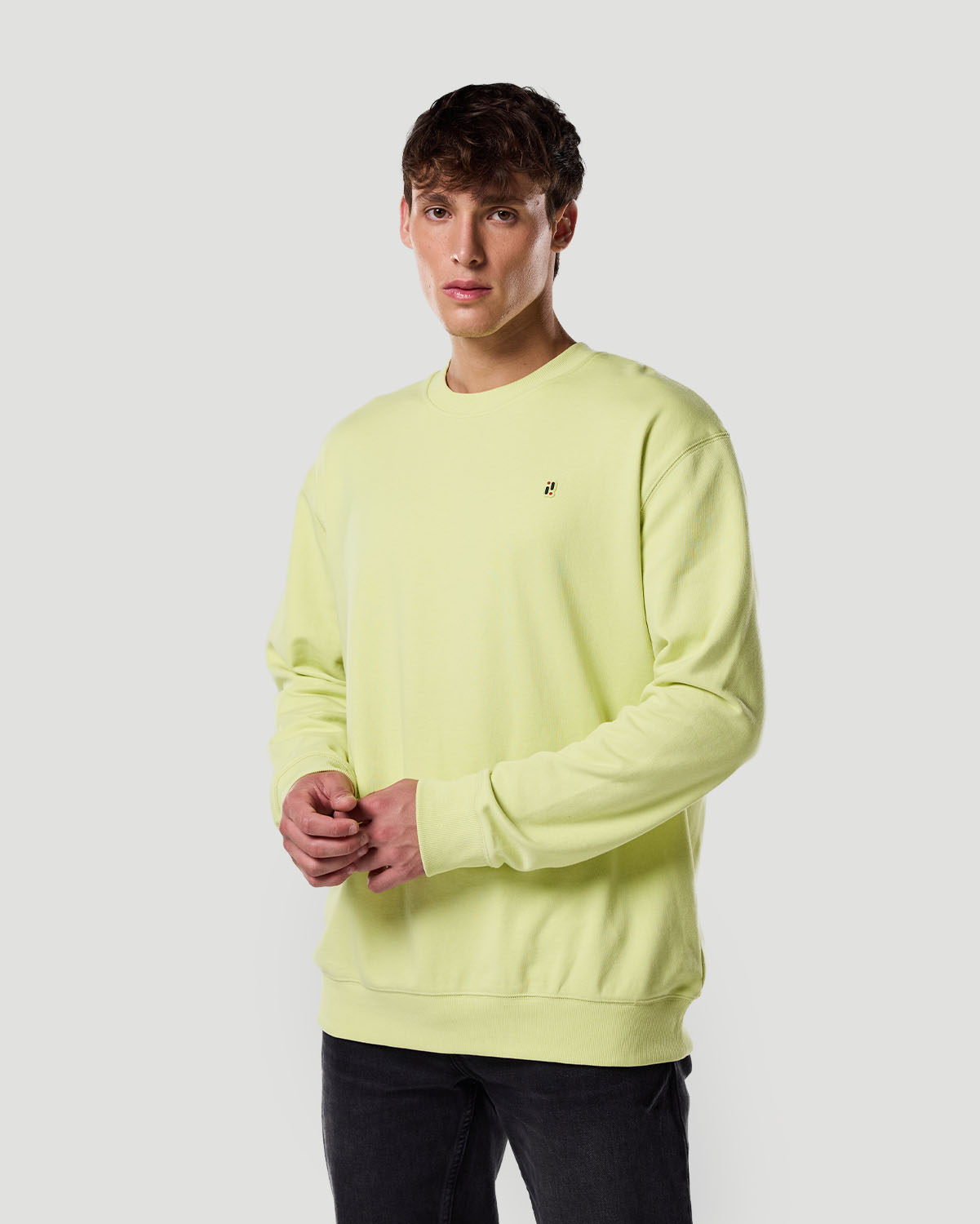 Su&eacute;ter para hombre-VERDE LIMA image number 2