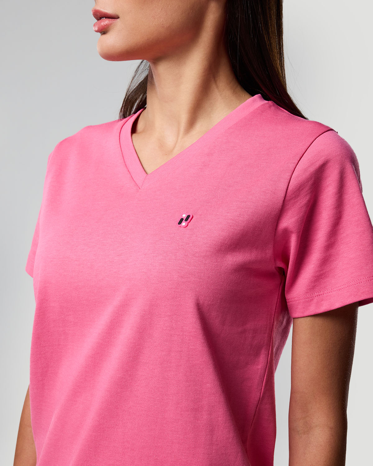 Franela de mujer con cuello en V-ROSA FANDANGO image number 4
