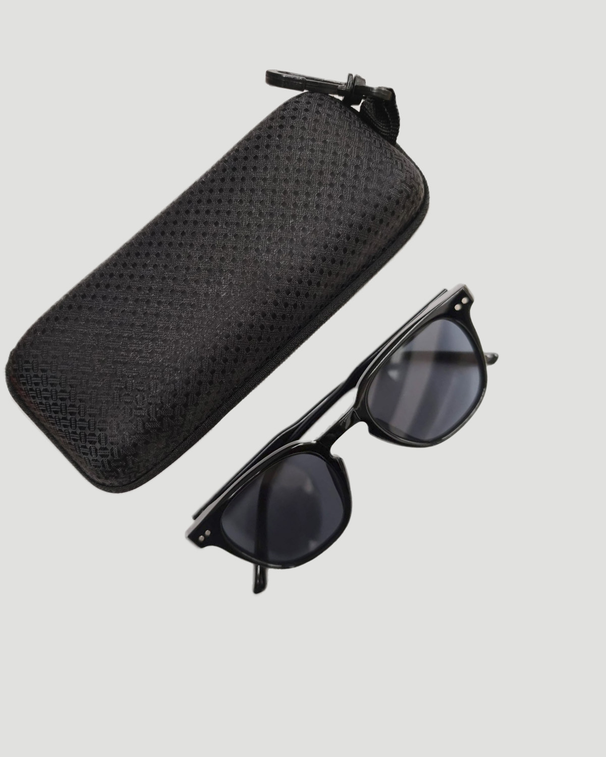 Lentes de sol oscuros idealz - NEGRO AZABACHE image number 2