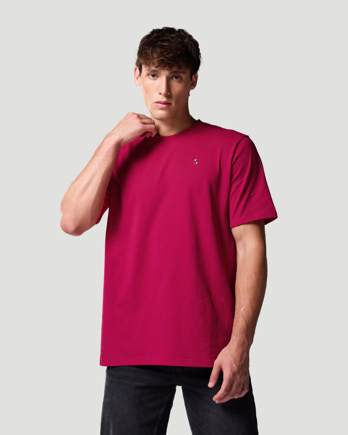 Franela b&aacute;sica para hombre-CEREZA image number 2
